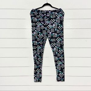 LuLaRoe Tall and Curvy Leggings